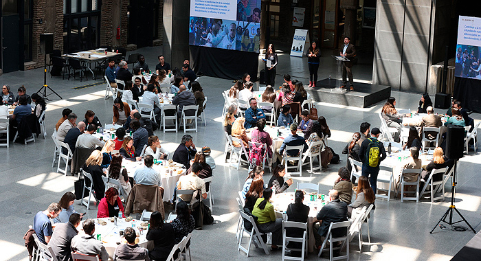 La UC Dialoga en campus Oriente