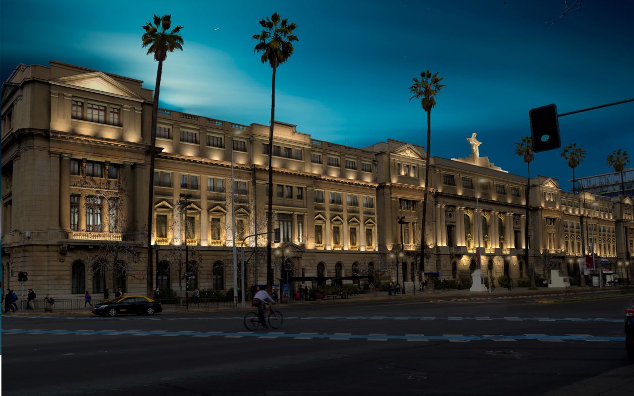 Universidad_Catolica_iluminacion