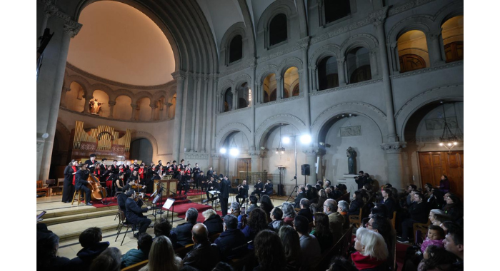 Más de 17 mil personas visitaron la UC este Día del Patrimonio atraídas por panoramas de cultura y ciencia