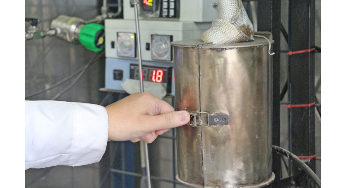 Investigadores chilenos buscan fabricar combustible a partir del principal contaminante del aire